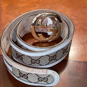 Authentic Gucci brown belt size 36 gold buckle